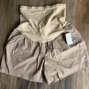 NWT Motherhood Maternity Shorts with Panel